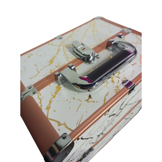 SALOME MALETIN MAQUILLAJE