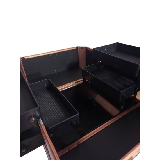 SALOME MALETIN MAQUILLAJE